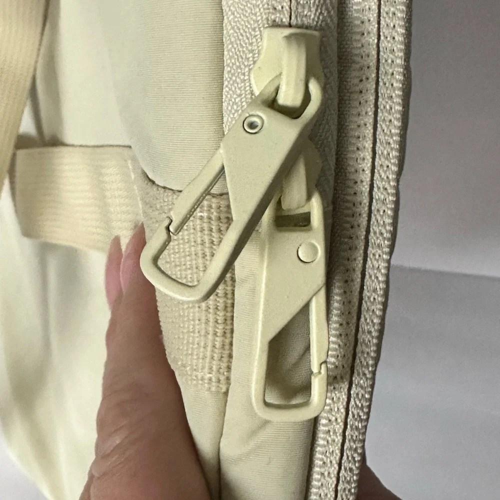 BAGSMART LAPTOP Shoulder bag in cream